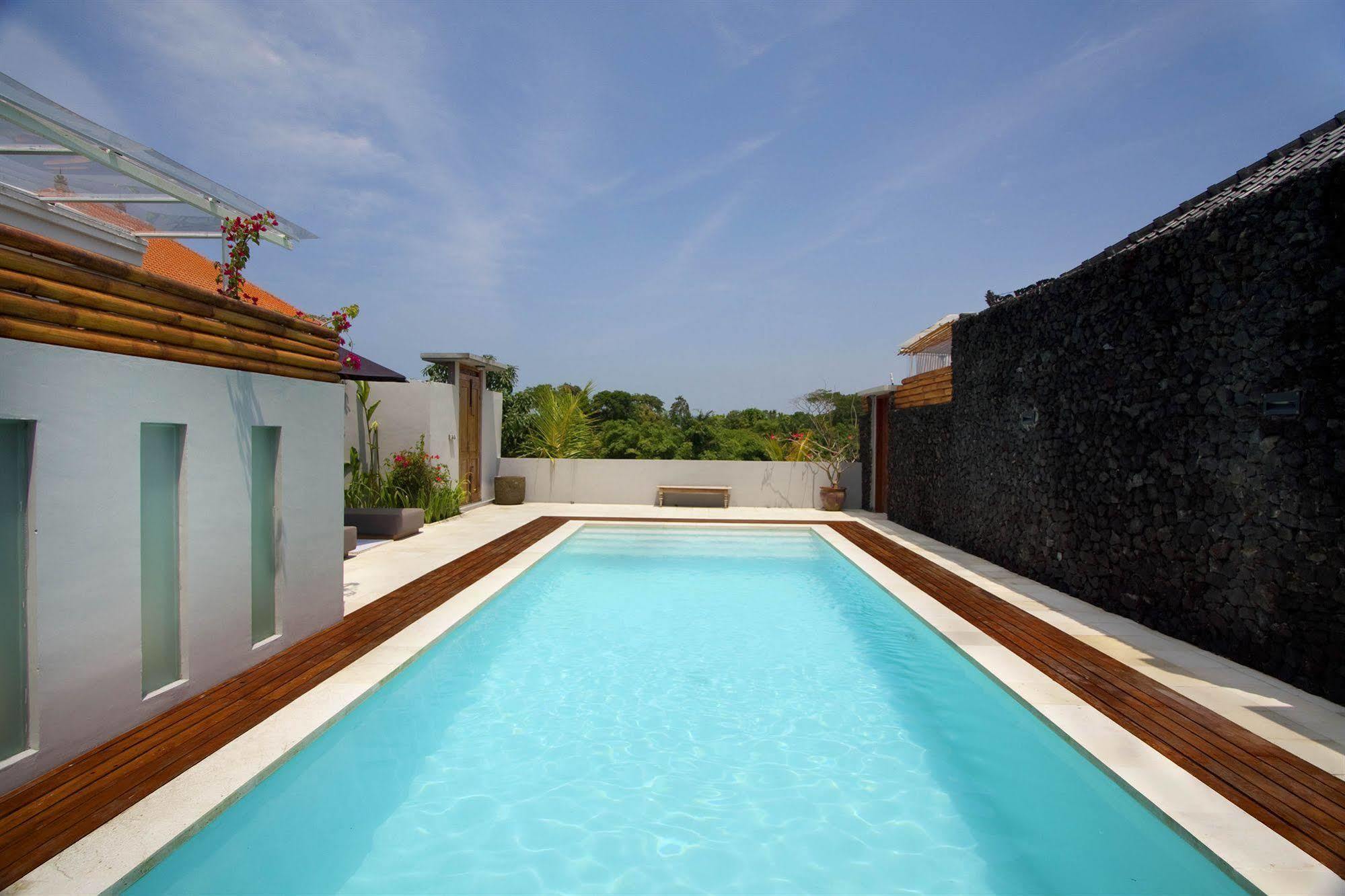 The Apartments Canggu Екстериор снимка