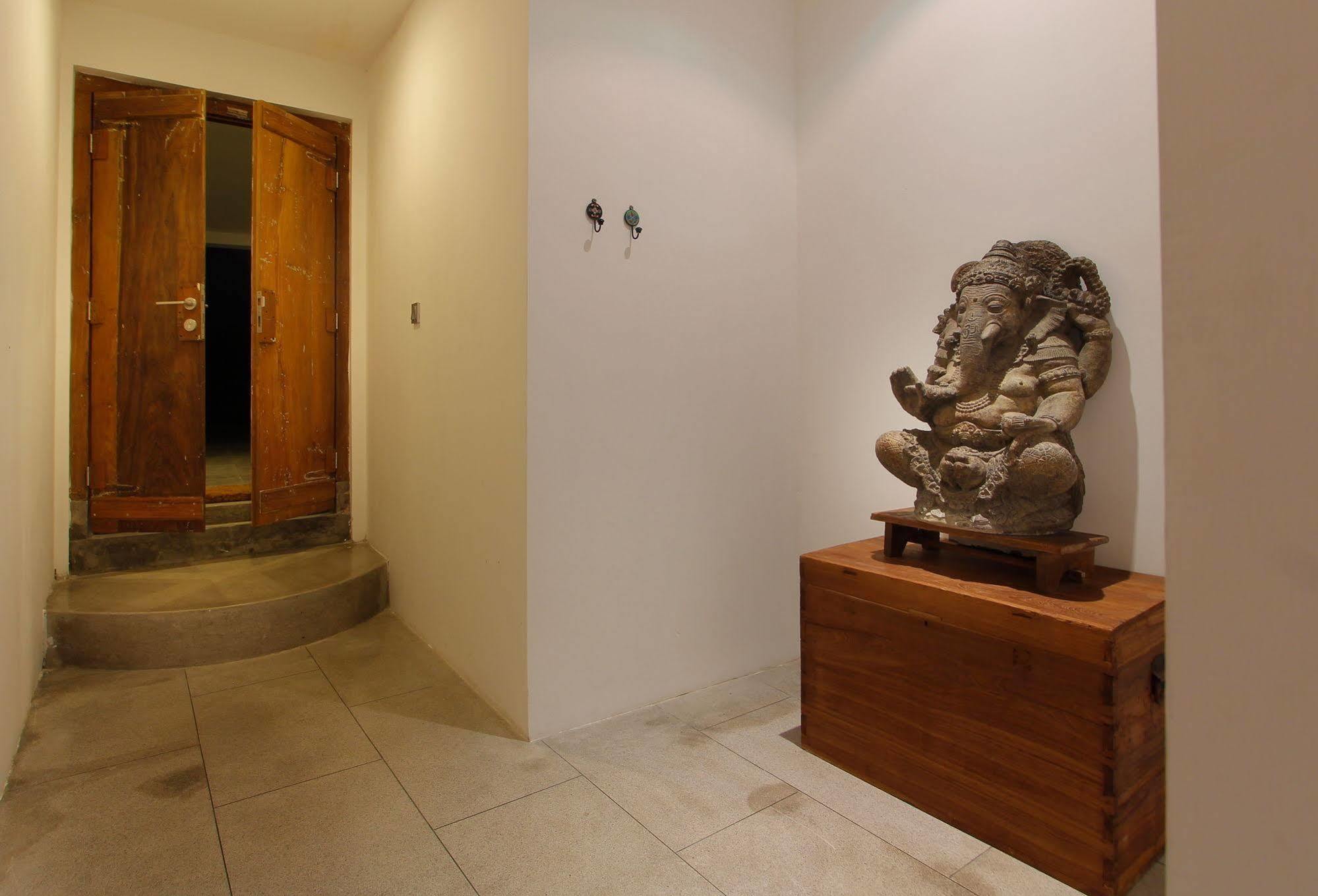 The Apartments Canggu Екстериор снимка